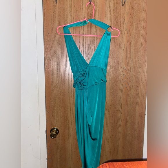 Green fashion nova halter dress. - Picture 1 of 3